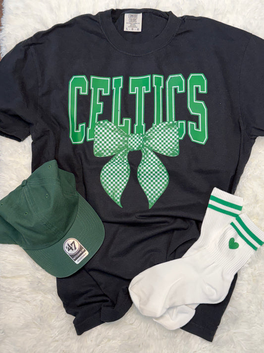 Celtics Green checked bow Black T-shirt