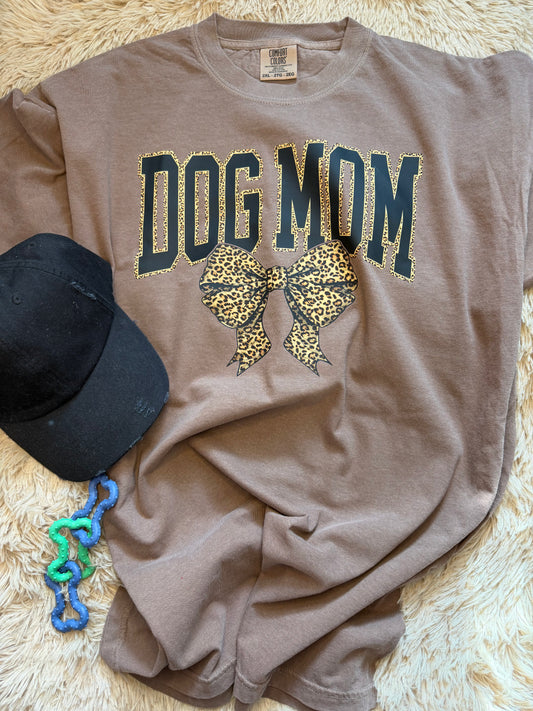 Dog mom Leopard on Espresso Tshirt