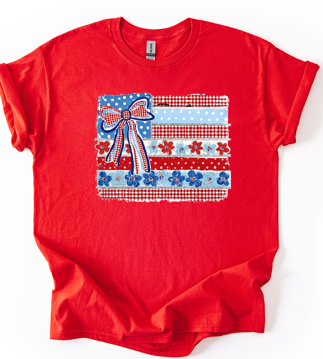 Quilt flag Red YOUTH Gildan T shirt