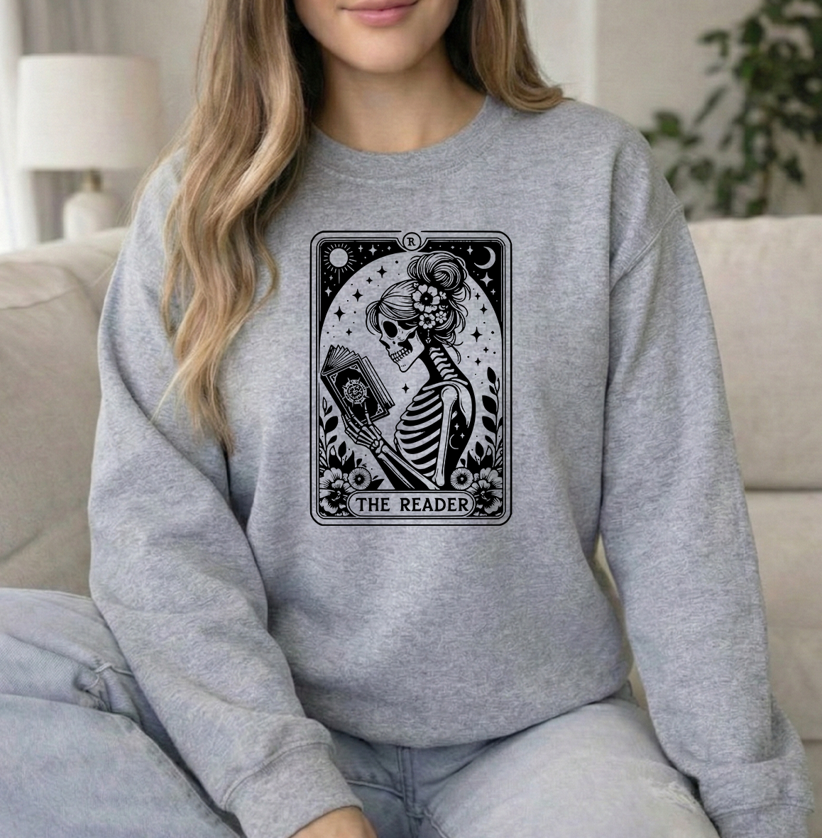 Reading Tarot card Unisex Sports Grey Gildan Crewneck